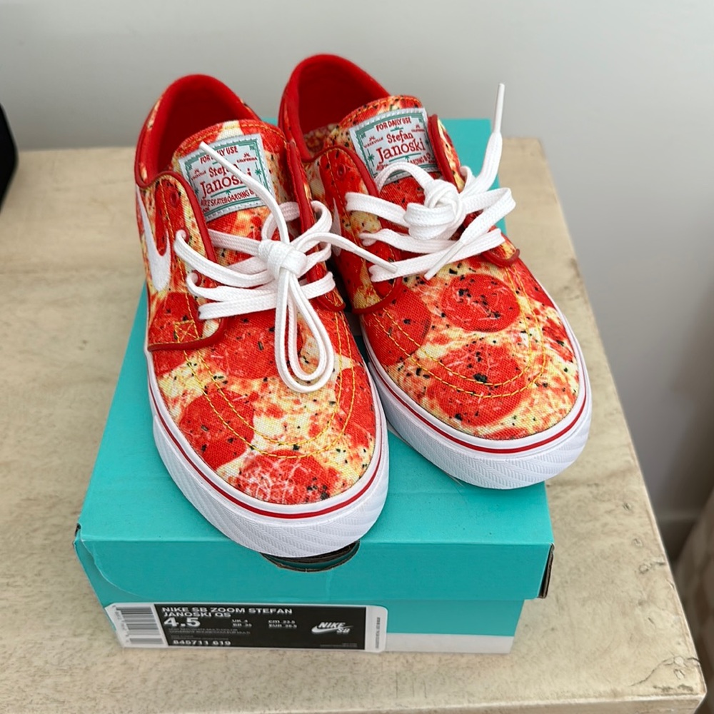 Nike SB Stefan Janoksi Pizza Skate Mental